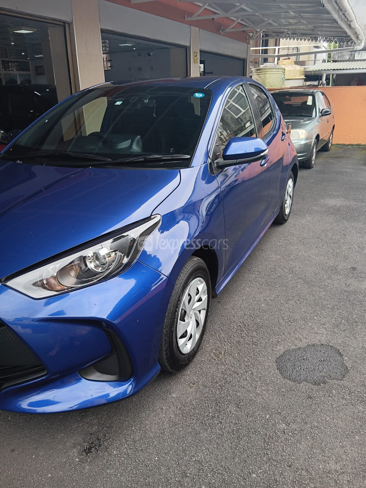 Dealership Second Hand Toyota Yaris 2021 - lexpresscars.mu