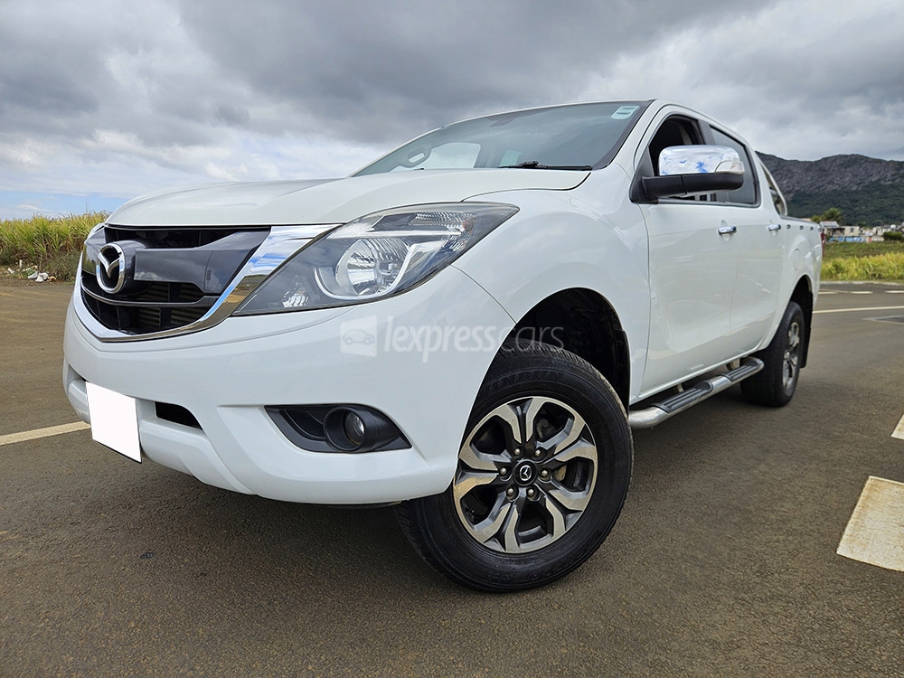 Dealership Second Hand Mazda BT-50 2019 - Lexpresscars.mu