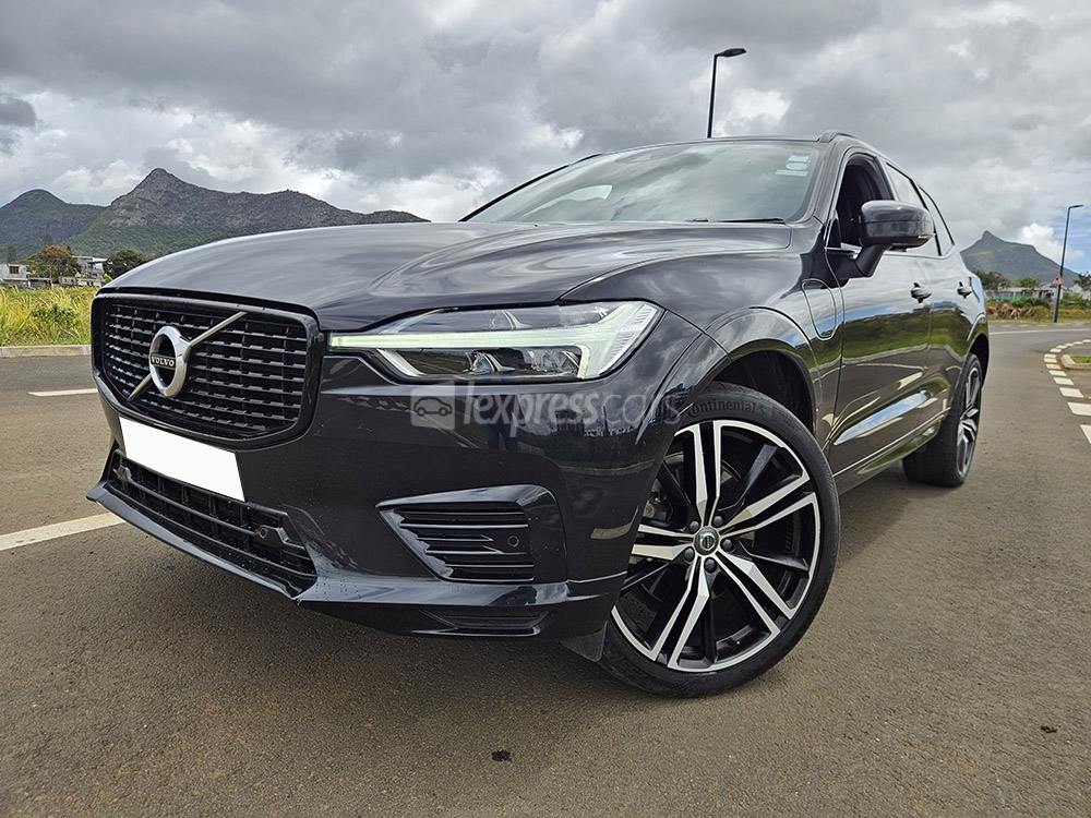 Dealership Second Hand Volvo XC60 2021 lexpresscars.mu