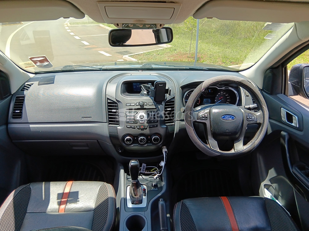 Dealership Second Hand Ford Ranger Wildtrak 2014 lexpresscars.mu