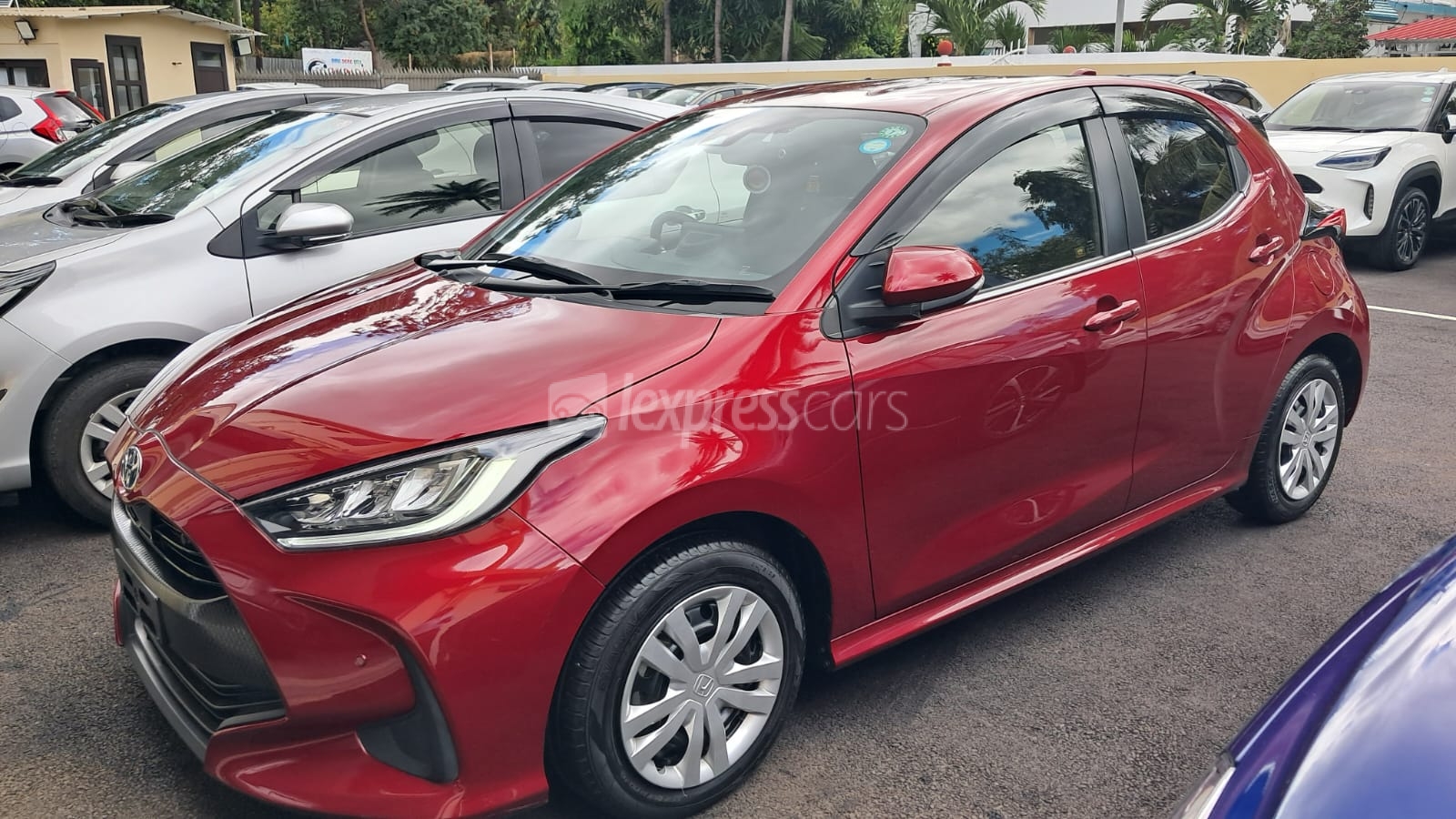Dealership Second Hand Toyota Yaris 2021 - lexpresscars.mu
