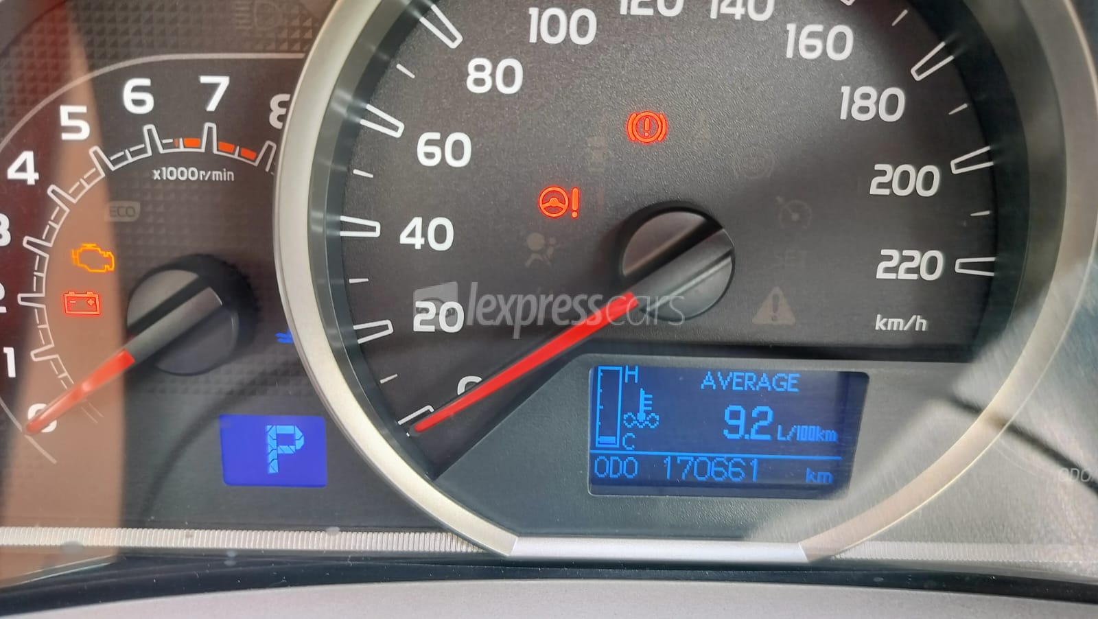 SecondHand Toyota RAV4 2014 lexpresscars.mu